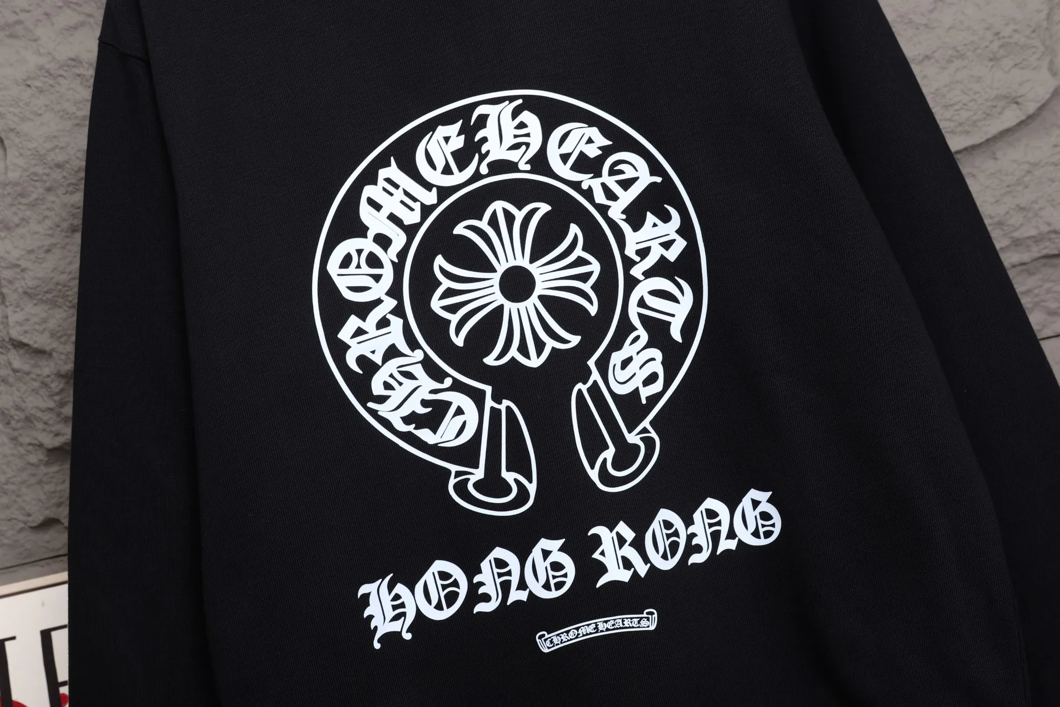 P350 top version new k01 🇺🇸City limited｜ChromeHearts 25 early autumn Chrome Hearts zipper hooded sweatshirt is here Sanskrit letter city cross horseshoe zipper hooded sweatshirt, same style for men and women, a must-have basic versatile sweatshirt jacket for early autumn, easy to solve daily matching problems! Casual fit hooded sweatshirt, the silhouette is casual, smooth, casual and tolerant. 510g, custom-made high-weight pure cotton fabric with clear texture and comfortable upper body. The classic model is a must-have for students. If you like it, come and get the same model!